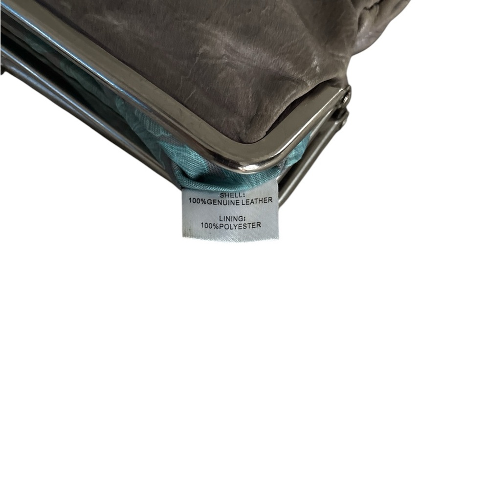 HOBO Shelli Wallet - Picture 7 of 9